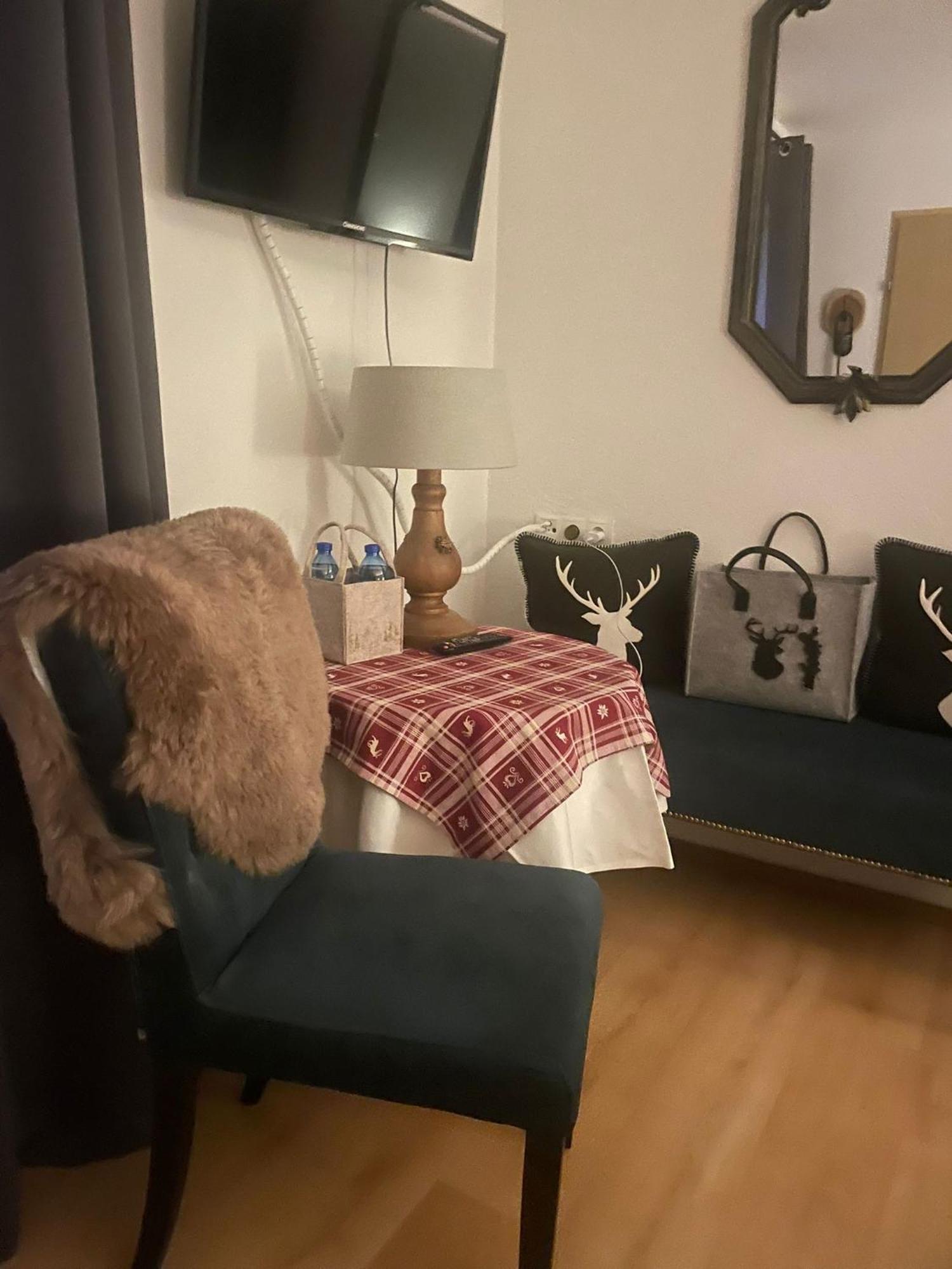Hirschstube Nauders Bed & Breakfast Ngoại thất bức ảnh