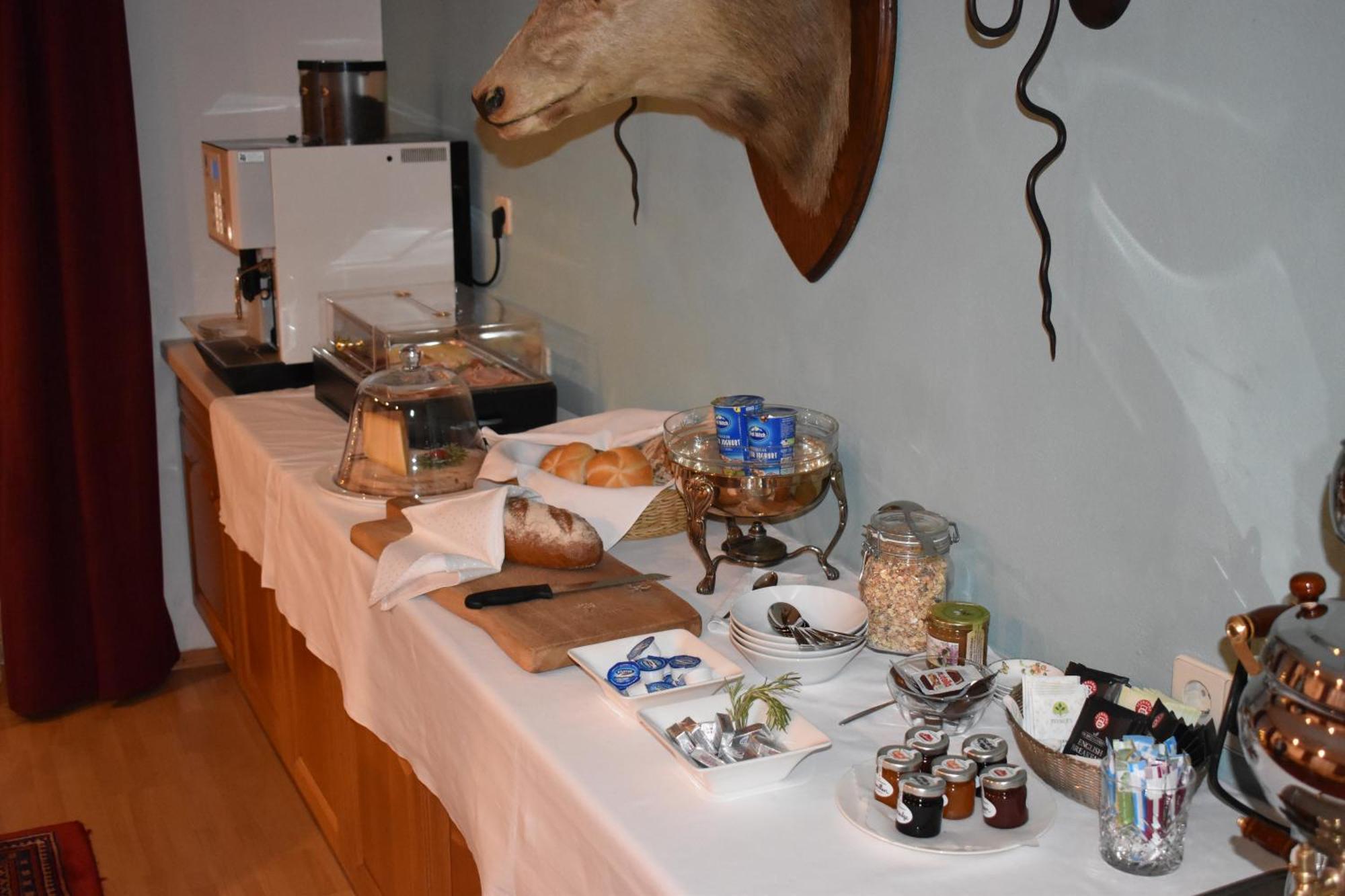 Hirschstube Nauders Bed & Breakfast Ngoại thất bức ảnh